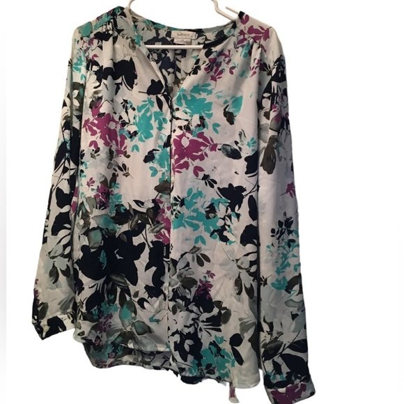 Van Heusen Tops - Van Heusen Floral Blouse